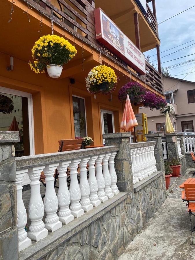 Casa Azugeana Azuga Zewnętrze zdjęcie